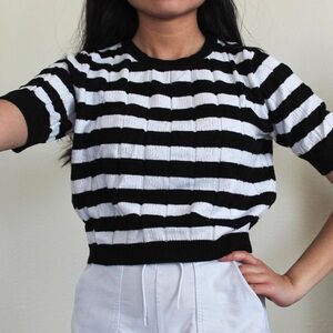 Forever 21 Black and White Striped Short Sleeve Top
